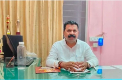 …डीसीसी बँक किस कीसकी… संचालक अरविंद पाटील यांच्याकडून तालुक्यांतील कृषीपत्तीन अध्यक्षांना प्रचारण…