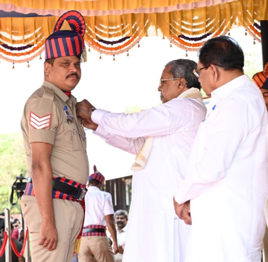 पोलिस अधिकारी जगदीश काद्रोळी यांना मुख्यमंत्री पदक!
